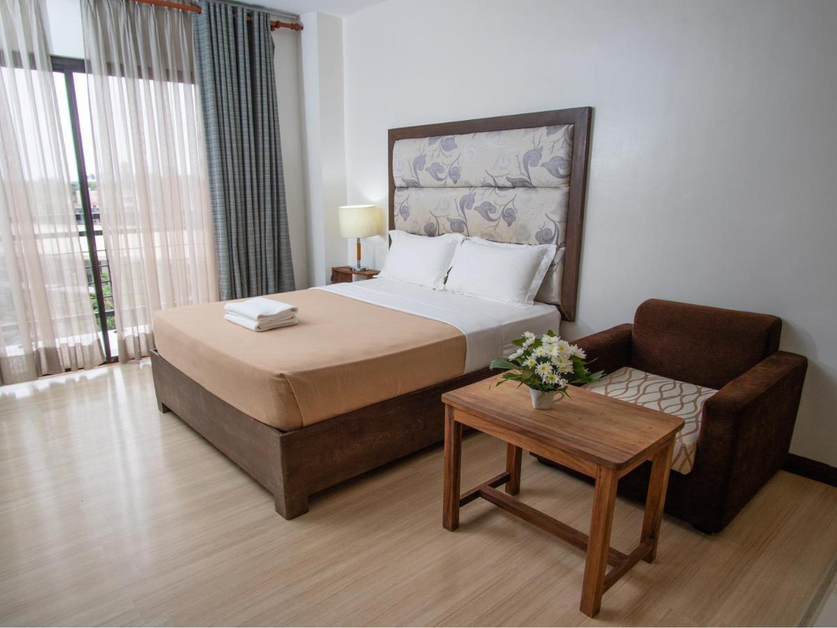 Marzon Hotel Kalibo Zewnętrze zdjęcie